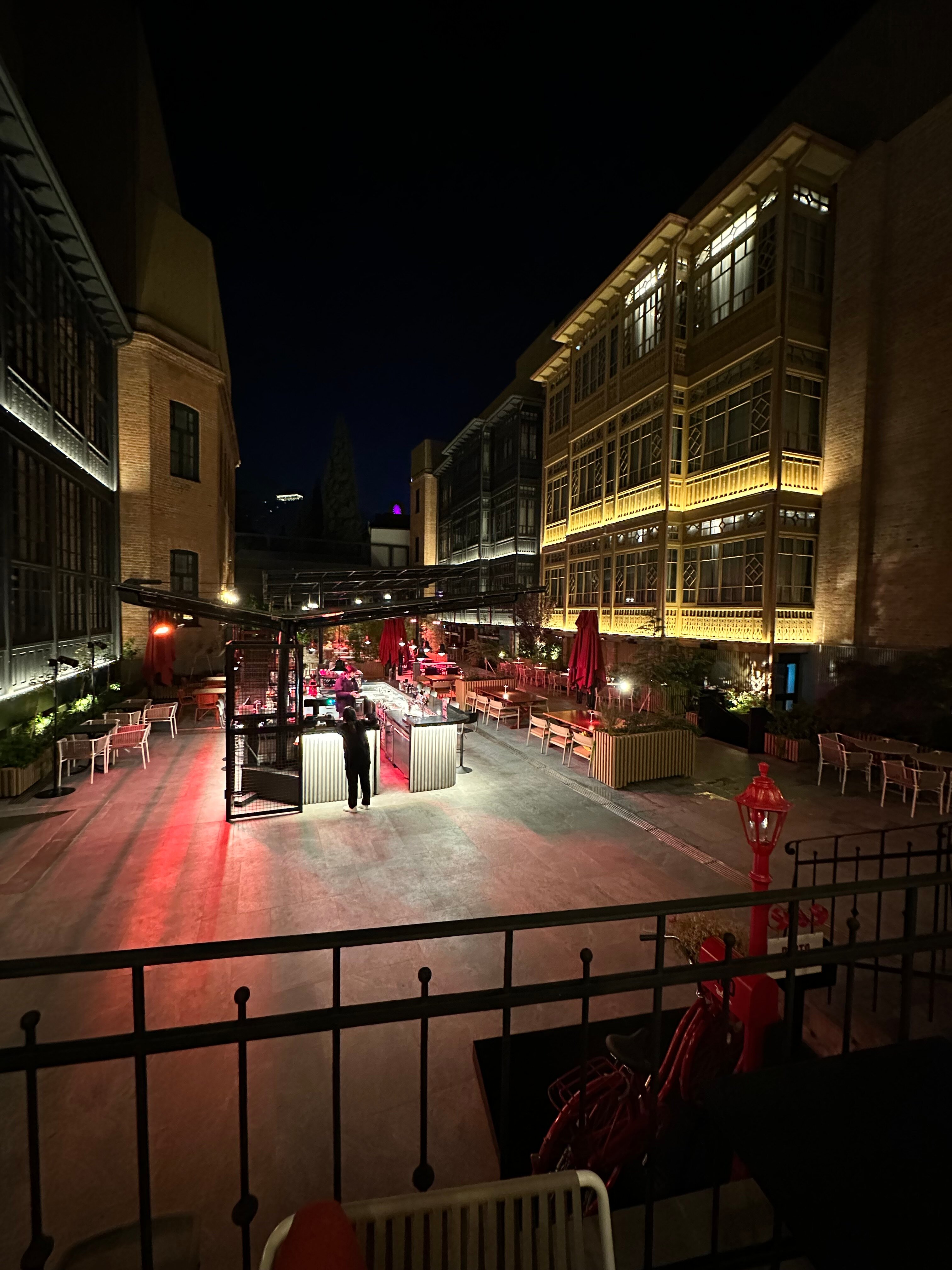 Фото Radisson Red Tbilisi