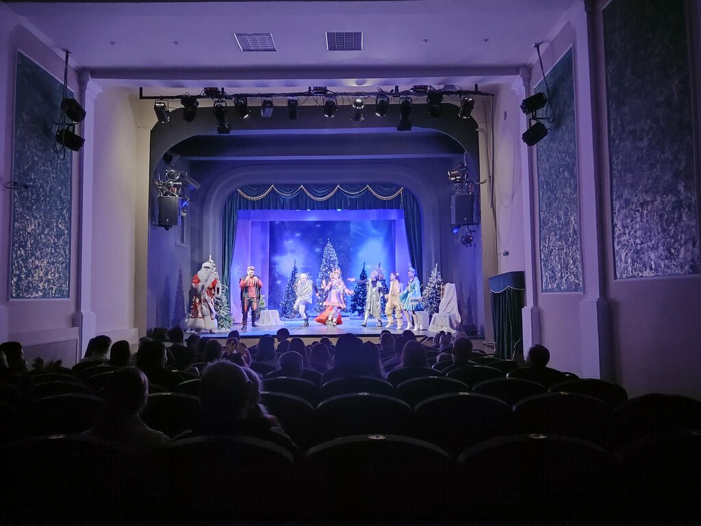 Theatre Minsky Oblastnoy Dramatichesky teatr g. Molodechno, Molodcheno, photo