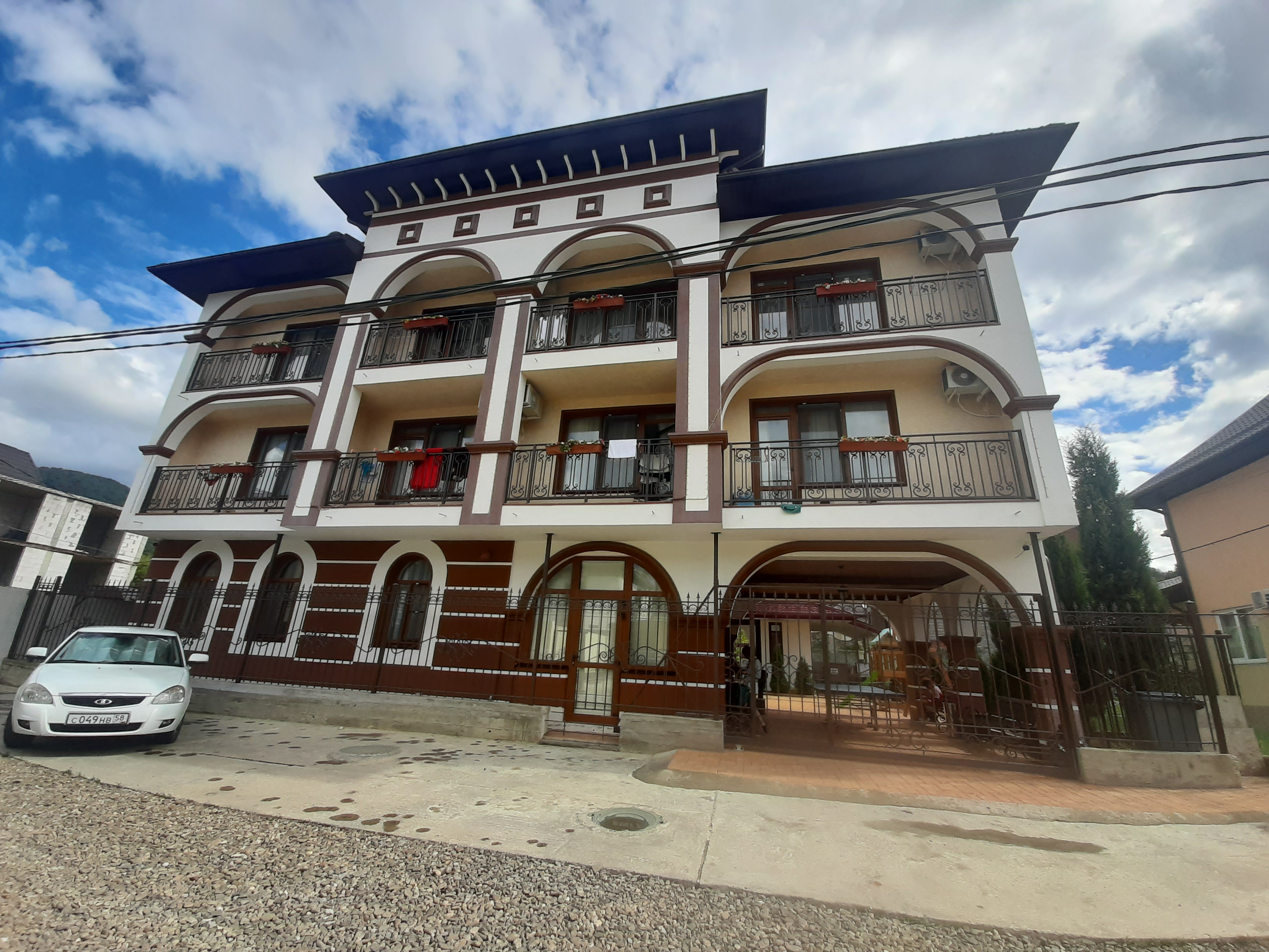 Фото отеля 3