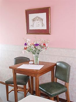 Фото Art Deco Hotel And Suites