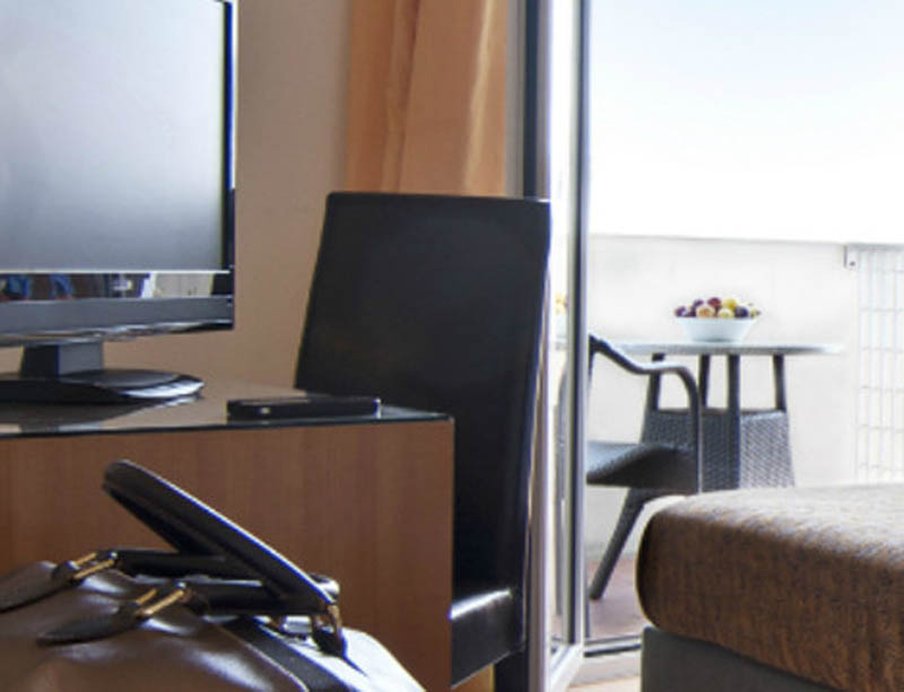 Фото Hotel St. Gregory Park