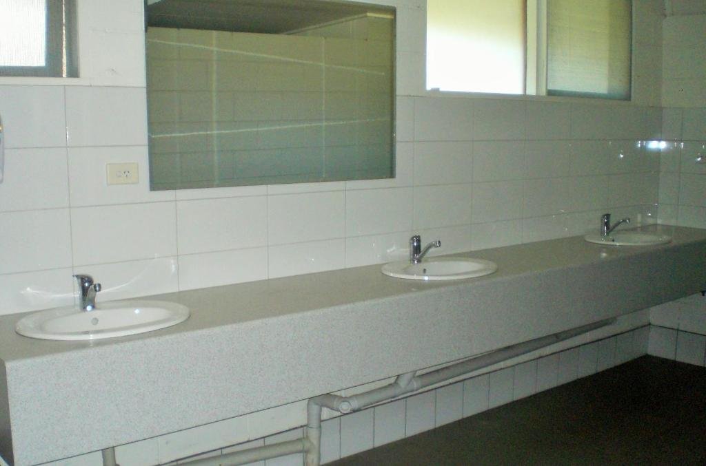 Фото Mallacoota's Shady Gully Caravan Park