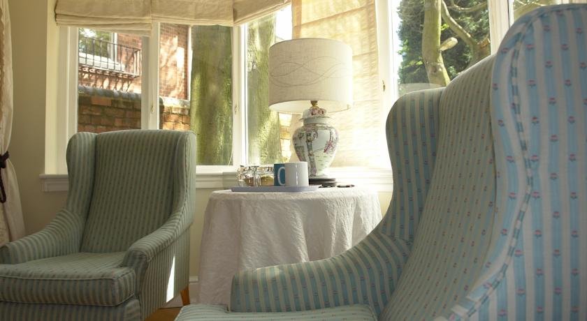 Фото Cavalier House