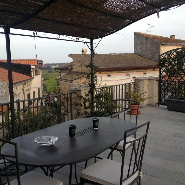 Гостиница B& x26; B La Terrazza Sul Borgo