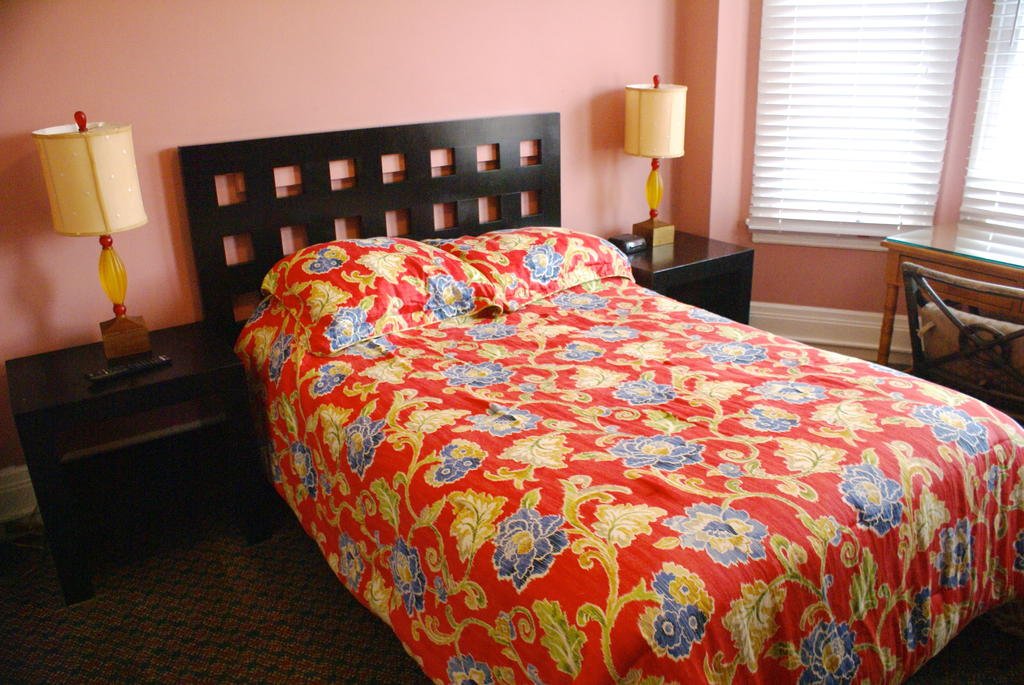 Фото Dakota Hotel