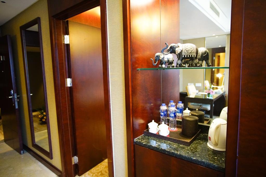Фото Grand Soluxe International Hotel Xi'an