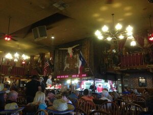 Гостиница HomeTowne Studios by Red Roof Amarillo West