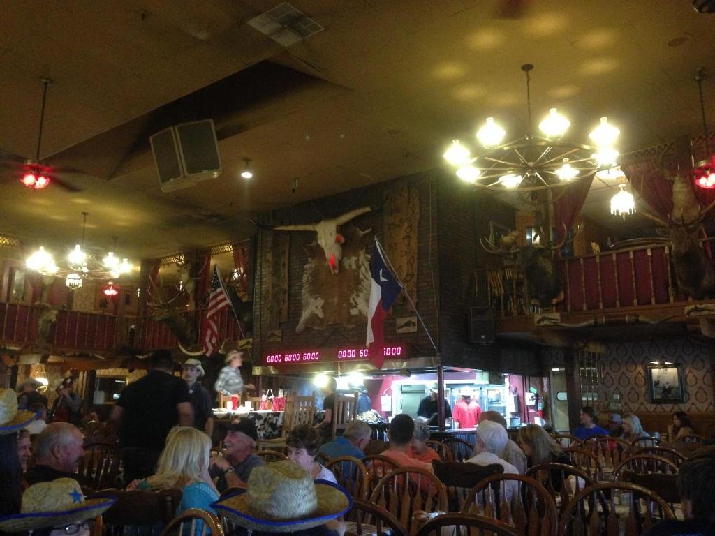 Фото HomeTowne Studios by Red Roof Amarillo West