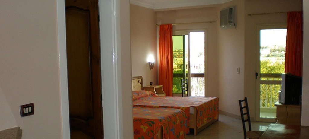 Фото Golden Rose Hotel