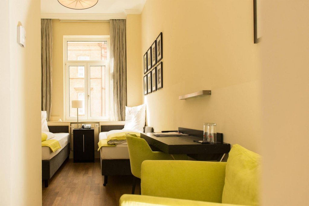 Фото Hotel Hamburger Hof