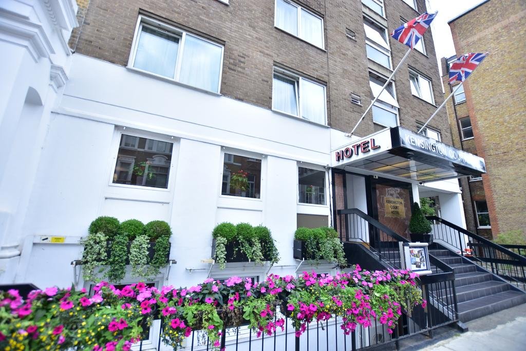 Фото Kensington Court Hotel