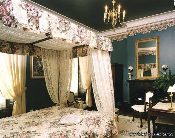 Фото Hotel Louisbourg