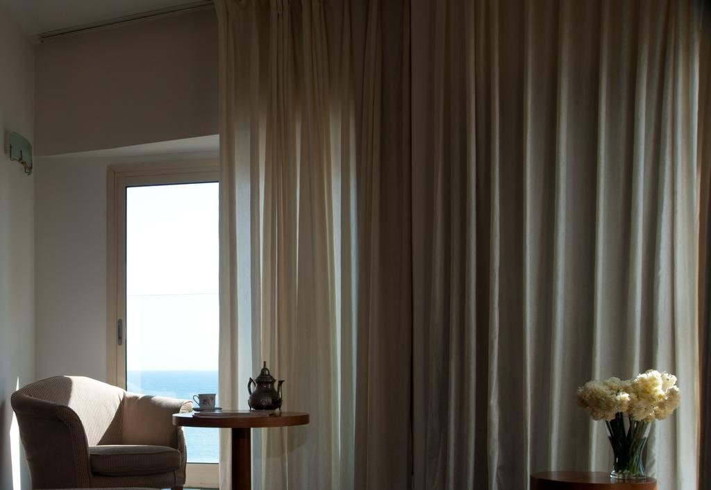 Фото Maxim Hotel