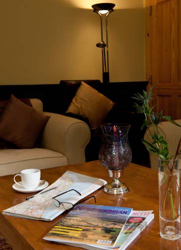 Фото St Cuthbert's House - Guest house