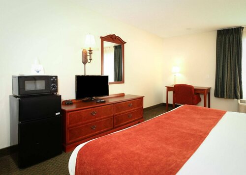 Гостиница Econo Lodge Inn & Suites в Фэрвью Хайтс