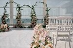 Hrustalniy (набережная Адмирала Клокачёва, 5), salón de banquetes