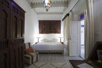 Фото Riad Emotion