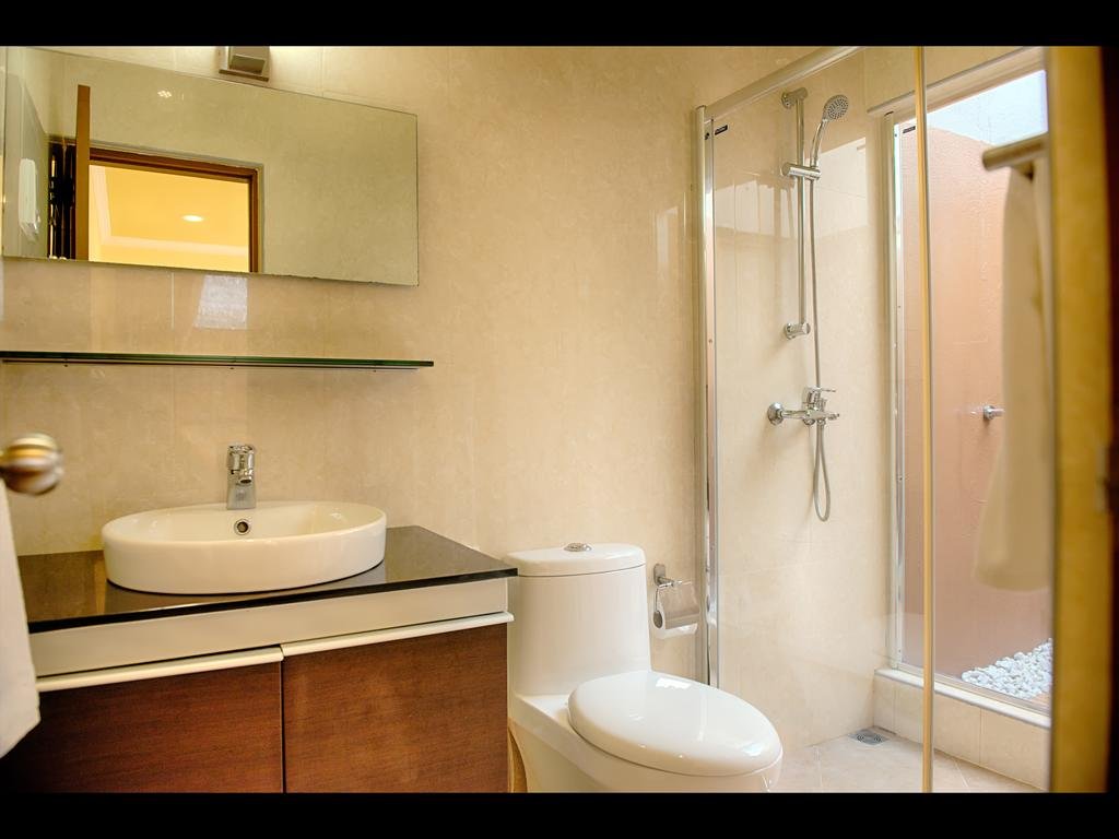 Фото Narnia Maldives Hotel at Maafushi