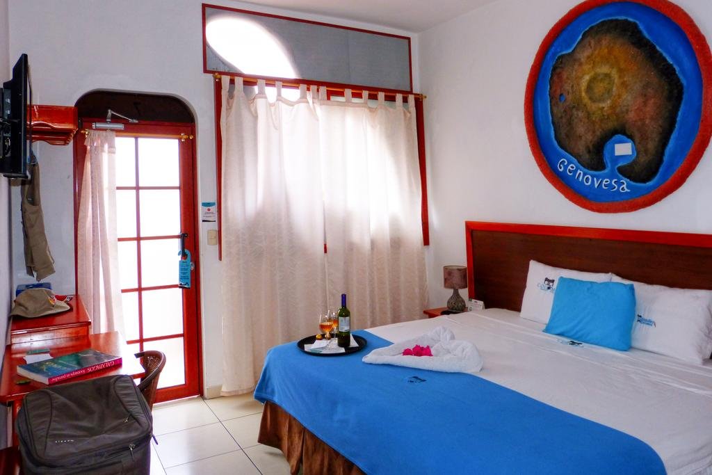 Фото Coloma Galapagos Hostal