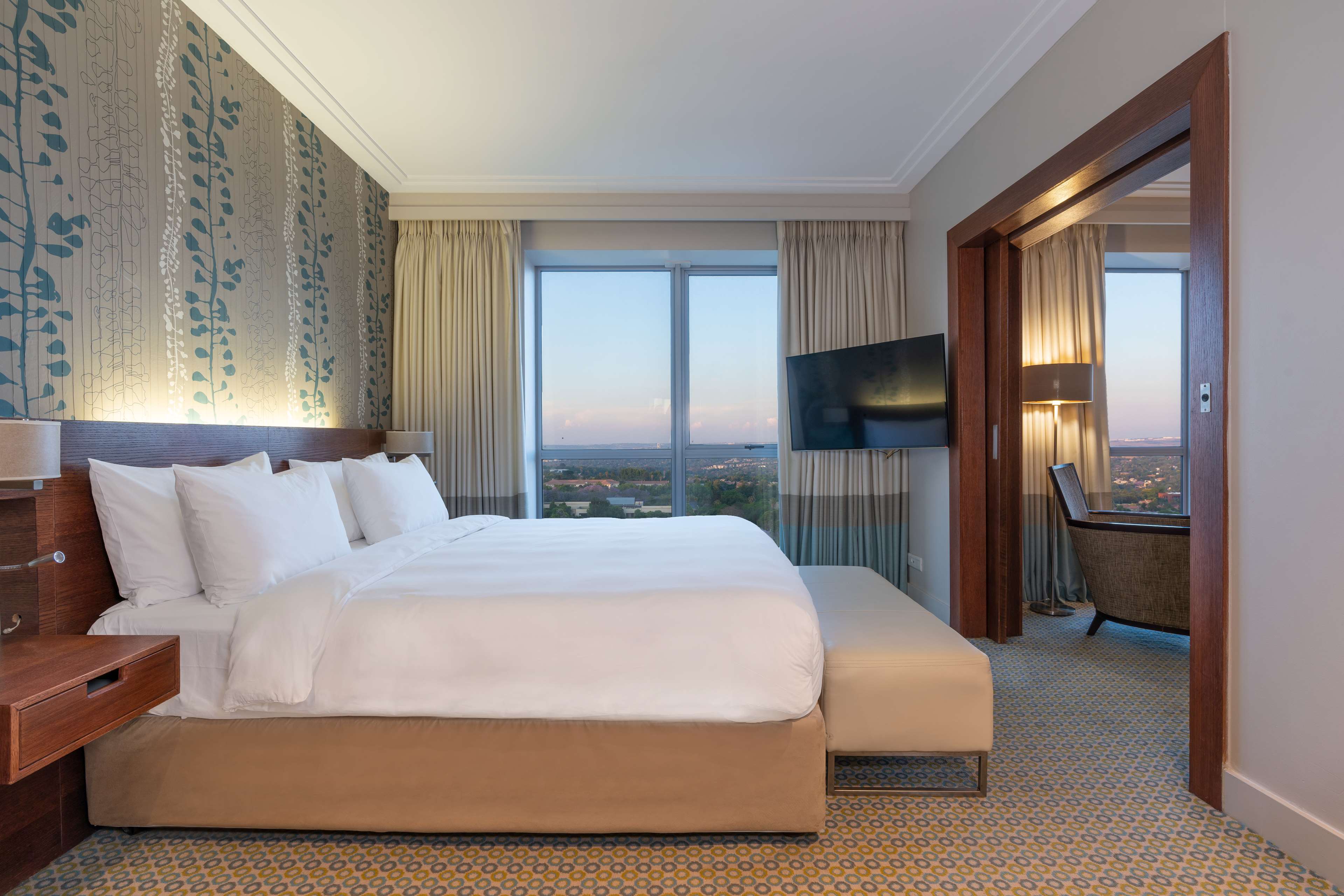 Фото Radisson Blu Gautrain Hotel, Sandton Johannesburg