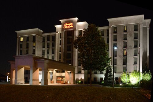 Гостиница Hampton Inn & Suites by Hilton Windsor