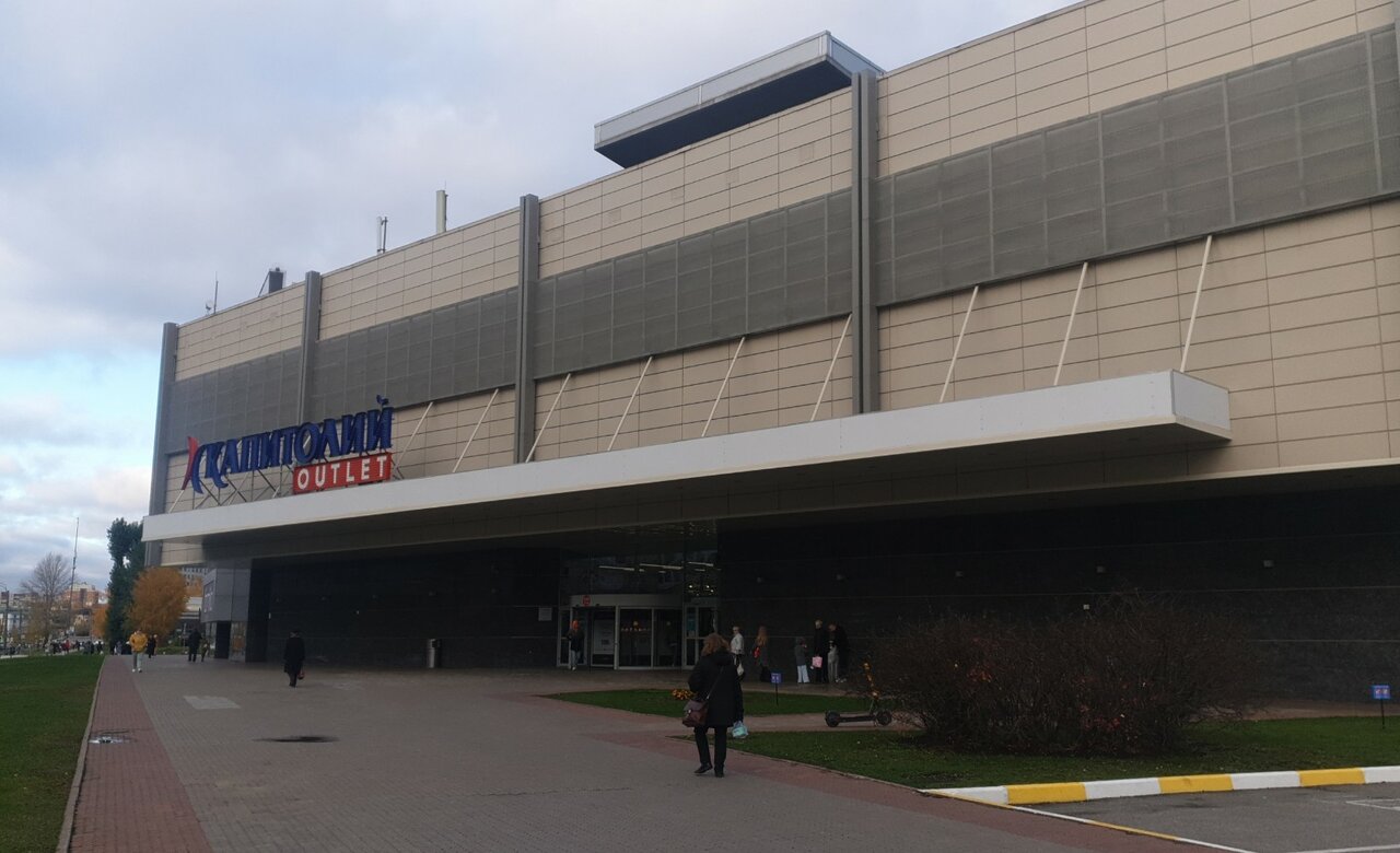 Снять помещение в торговом центре в районе Приморский в Санкт-Петербурге. Найден