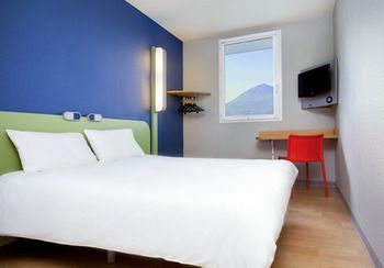 Фото Ibis budget Clermont-Ferrand Nord Riom