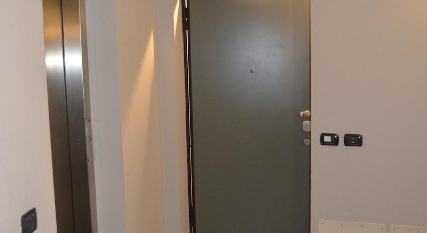 Фото My Room Center Station