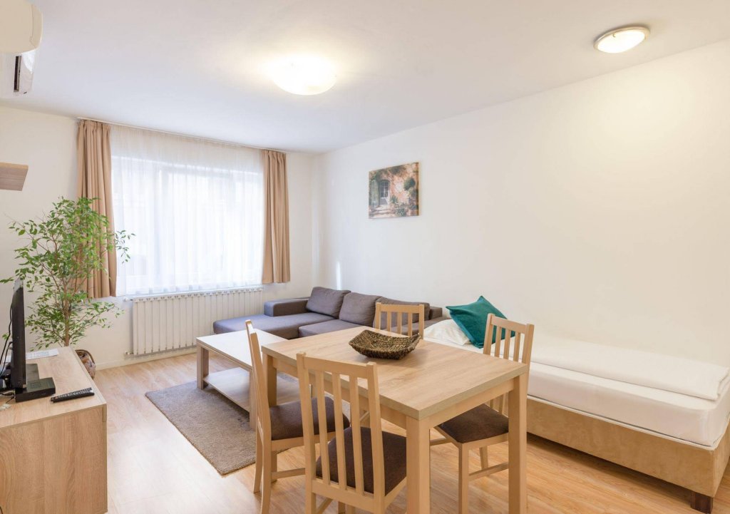 Фото Prince Apartments