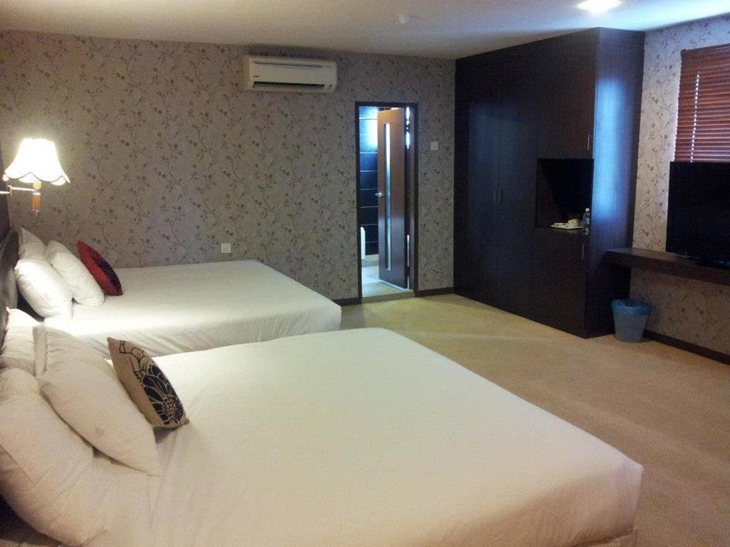 Фото Syaz Meridien Hotel