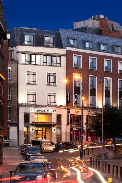 Фото отеля 1