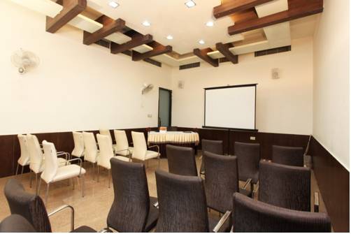 Фото Treebo Shanta Inn