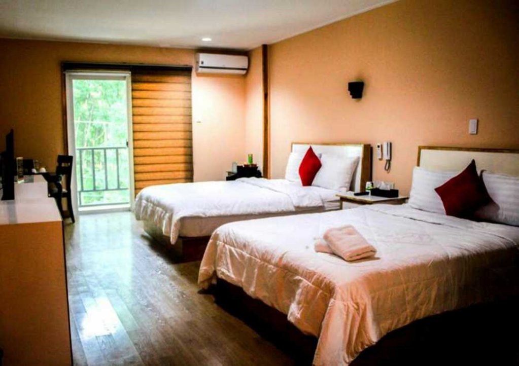 Фото отеля 4