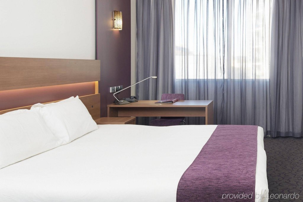 Фото Quality Hotel Ambassador Perth