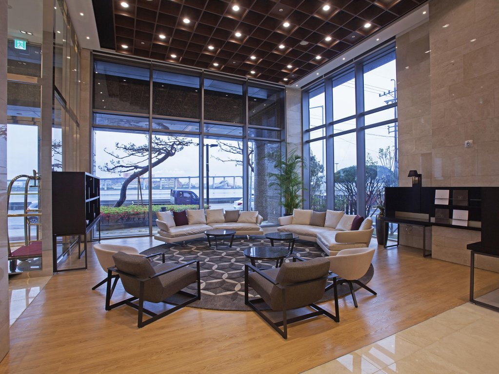 Фото Hotel Lacky Gwangyang