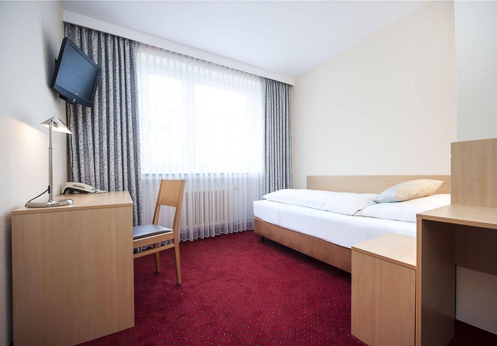 Фото Comfort Garni Hotel