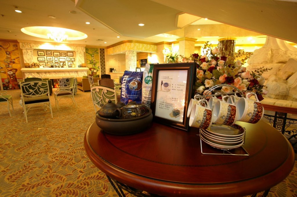 Фото Harbin Fortune Days Hotel