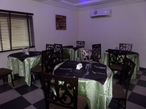 Гостиница BoardWalk Hotel Wuse 2 в Абудже