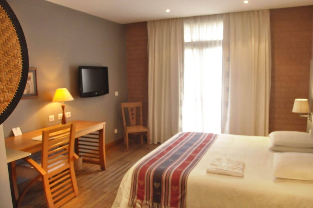 Фото Tamboho Hotel