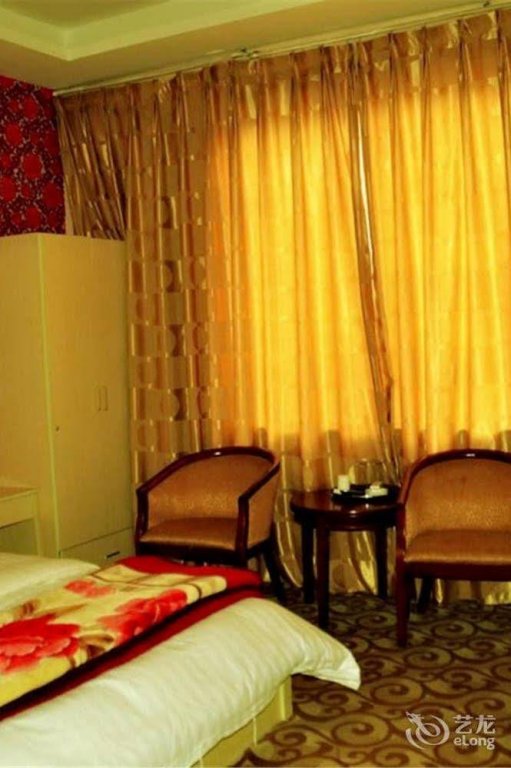 Фото Shuangliu Xinshiji Hotel