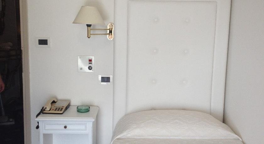 Фото Hotel Tirreno