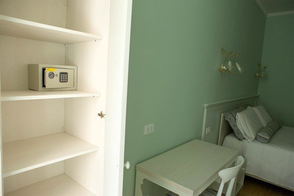 Фото Guest House Queen Meg Roma