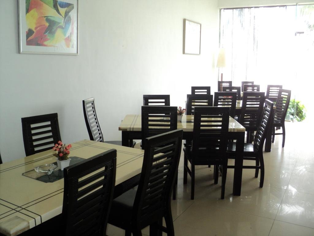 Фото New Tristar Beach Hotel