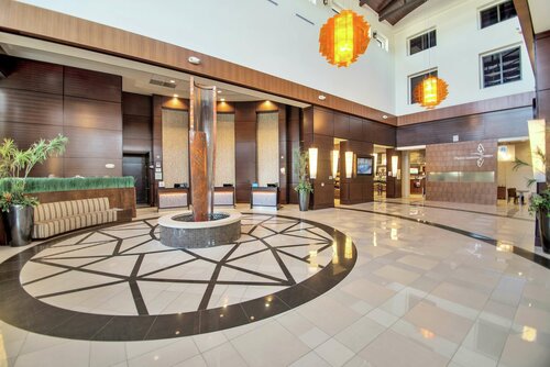 Гостиница Embassy Suites Fayetteville/Fort Bragg