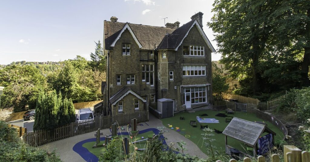 Kindergarten, nursery Busy Bees at Fitzsimmons, Guildford, photo