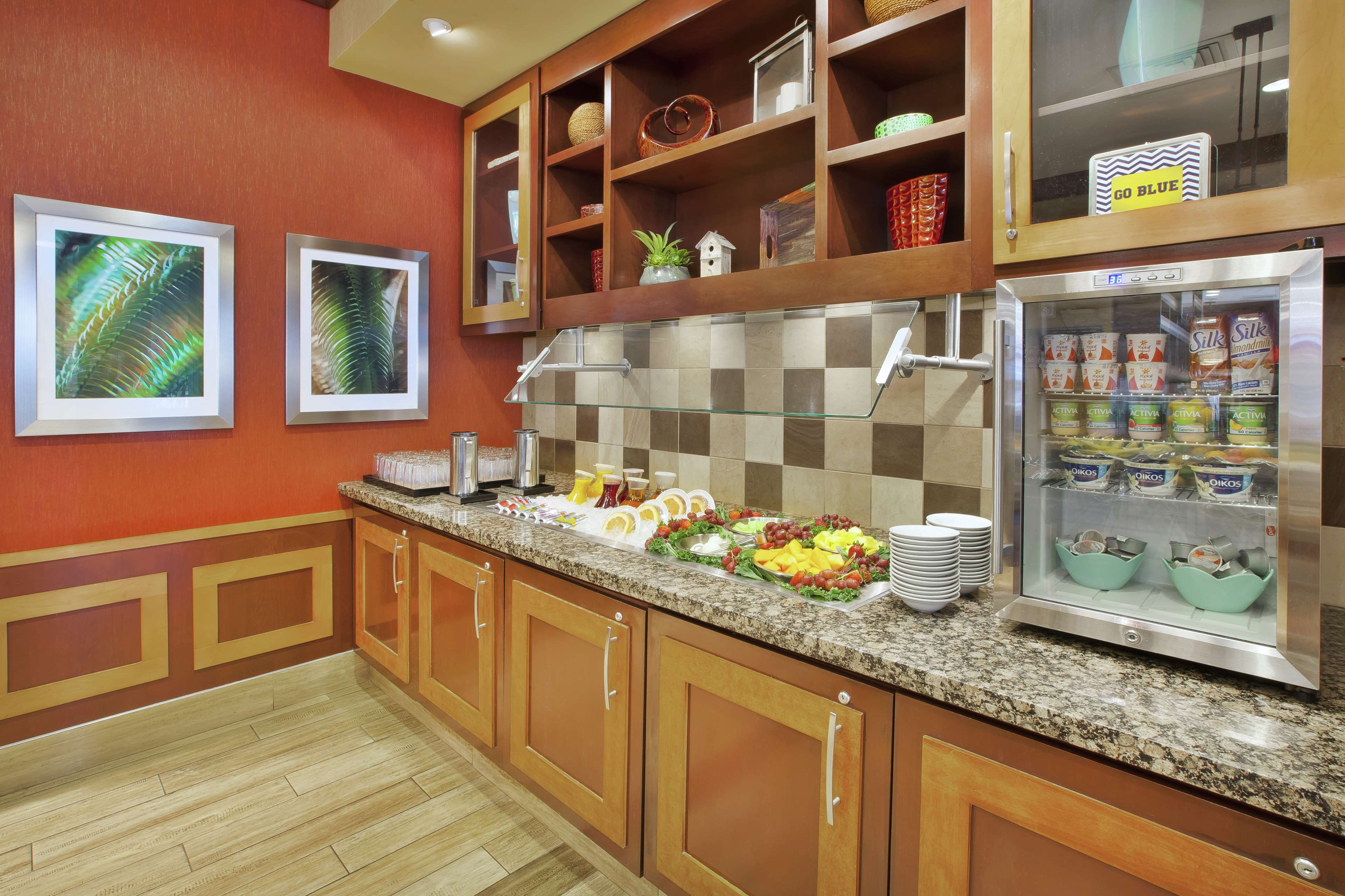 Фото Hilton Garden Inn Ann Arbor