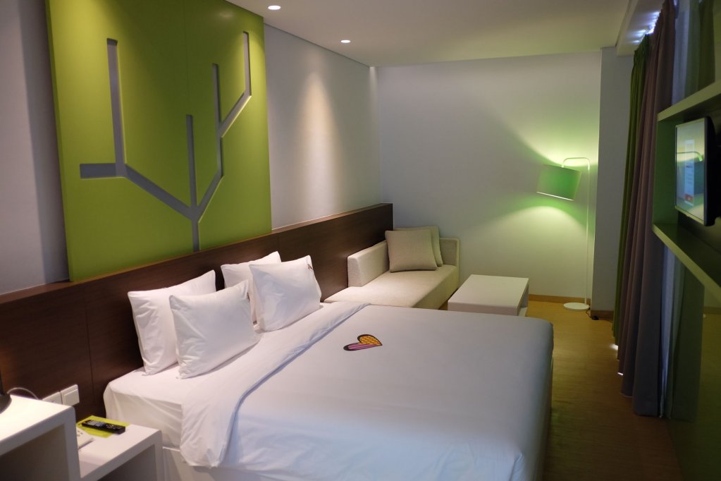 Фото MaxOne Hotels at Pemuda