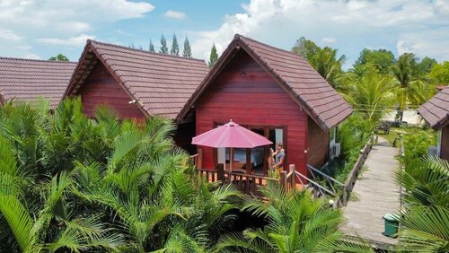 Внешний вид отеля Lodge Moni Essara Kompot в Кампоте, фото 1