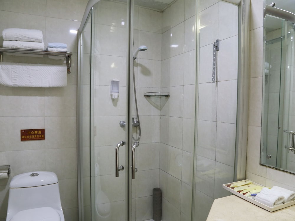 Фото Pazhou Hotel