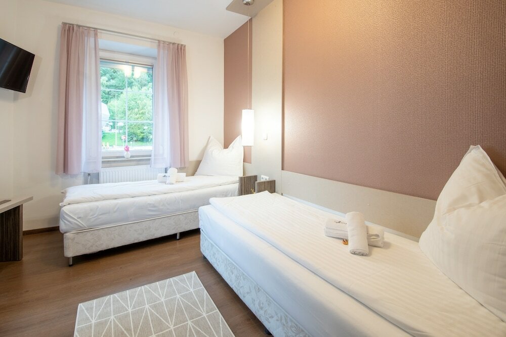 Фото Hotel Amadea